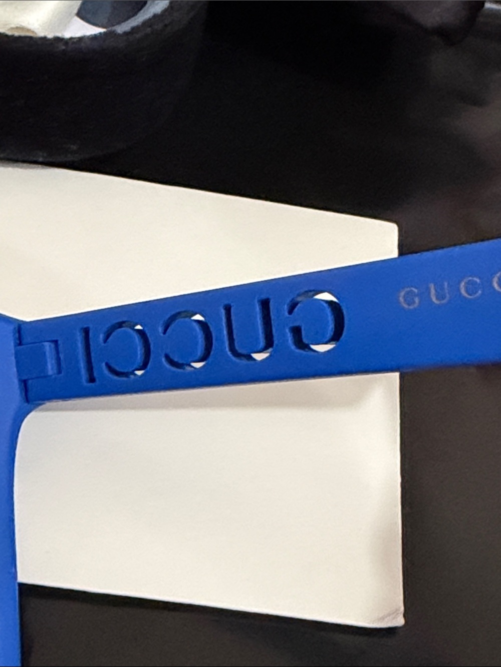 Gucci Unisex Bright Blue Frame Sunglasses with Amber Mirrored Lenses AUTHENTIC - Picture 11 of 13